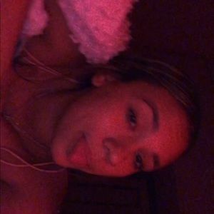 Meet your Posher, Taneka